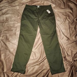 NWT Gap Girlfriend Chinos